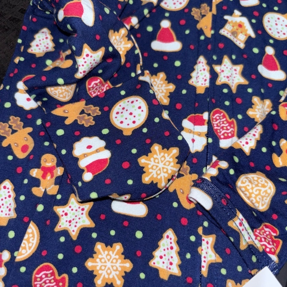 Sweet bamboo holiday gingerbread infant sleeper​​​ - Picture 6 of 10